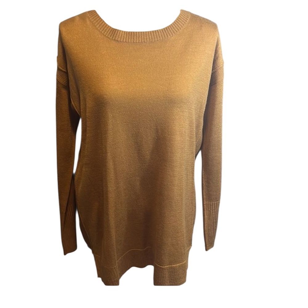 Takara Brown Crew Neck Sweater Size Medium